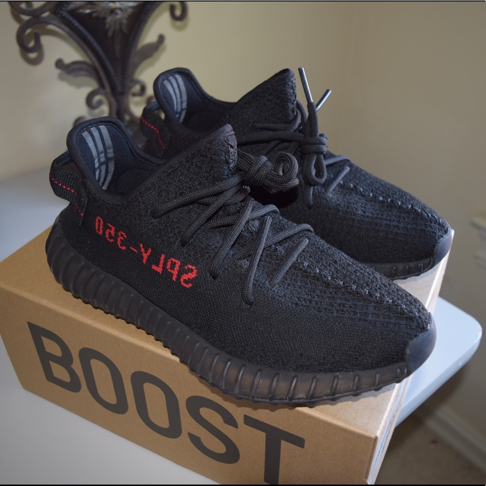 Adidas Yeezy Boost 350 V2 Bred